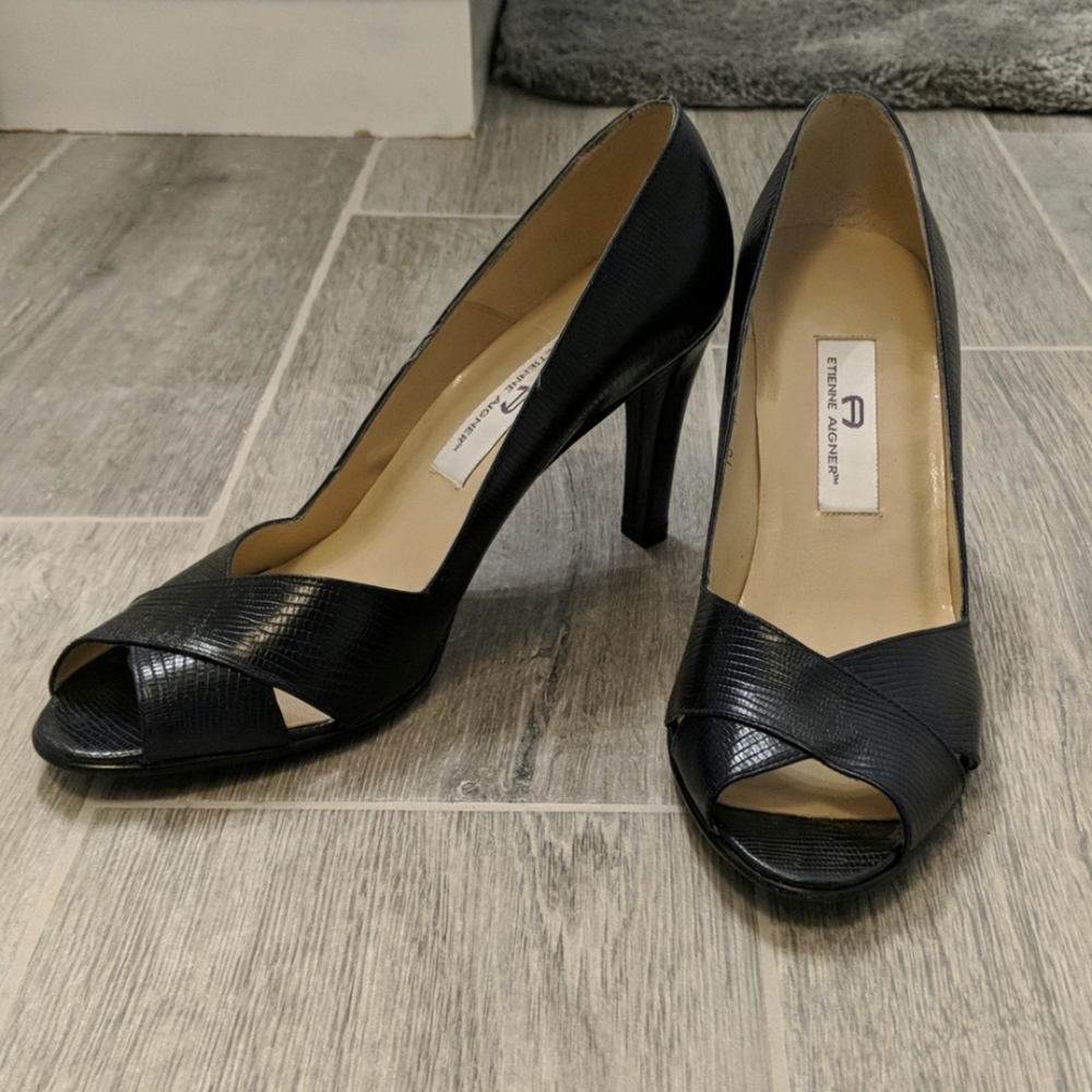 ETIENNE AIGNER open toe pumps. Marked 10, but fit like a 9.
